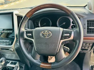 Toyota Land Cruiser 4.5 V8 TD 2020 Black