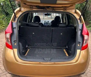 Nissan Note 2012 Gold
