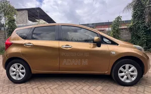 Nissan Note 2012 Gold