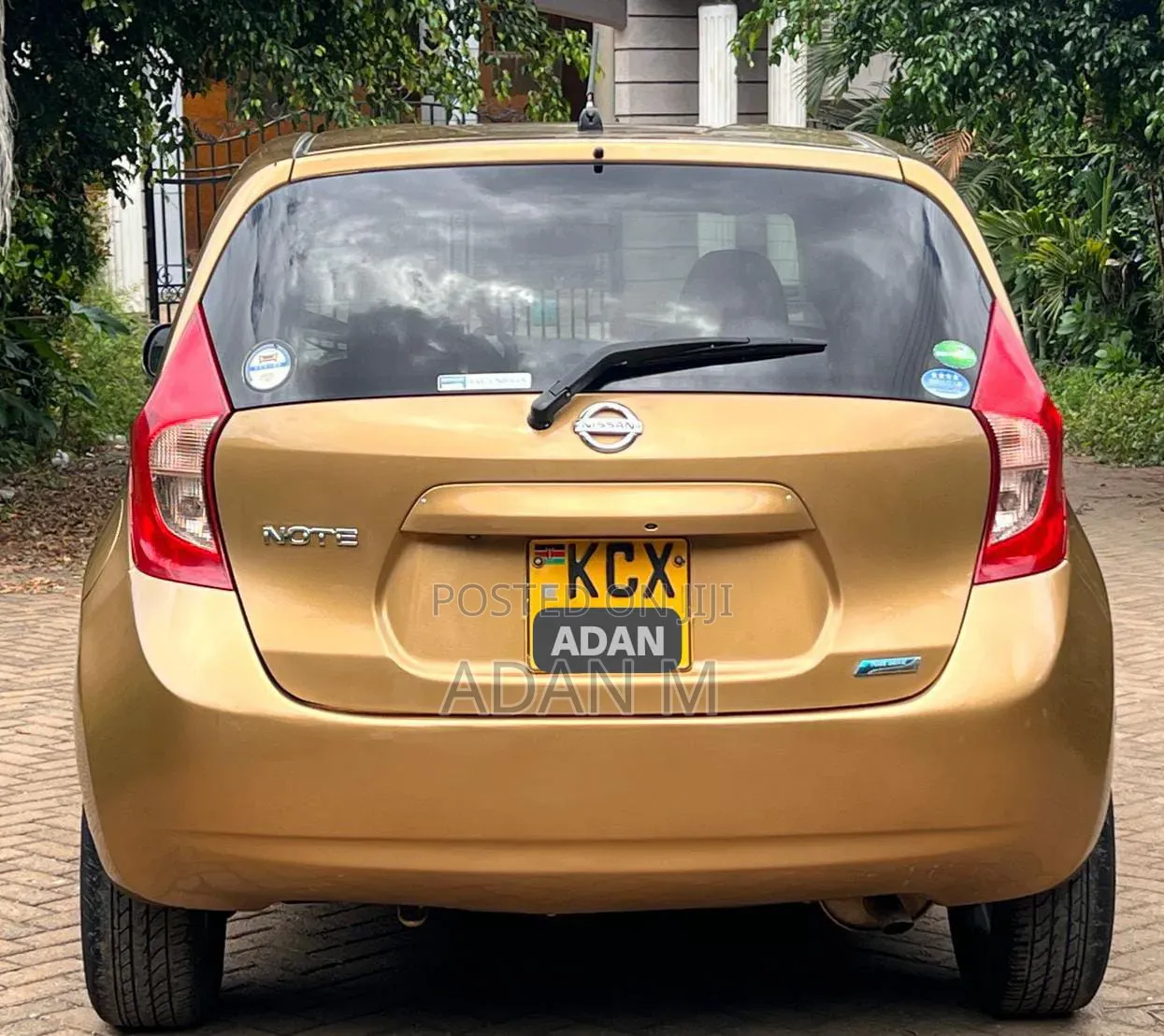 Nissan Note 2012 Gold