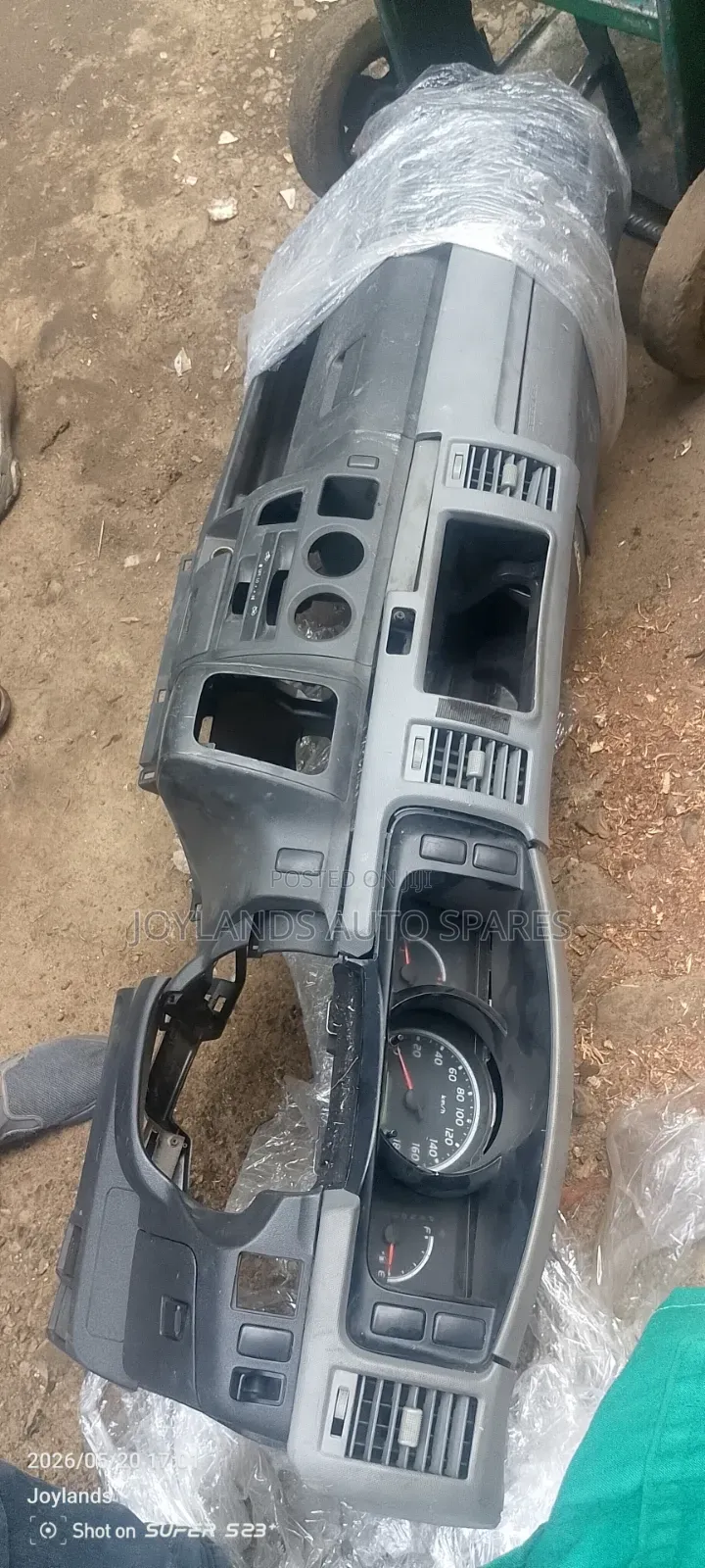 Hiace 7l 2005 Dashboard Complete With Clock