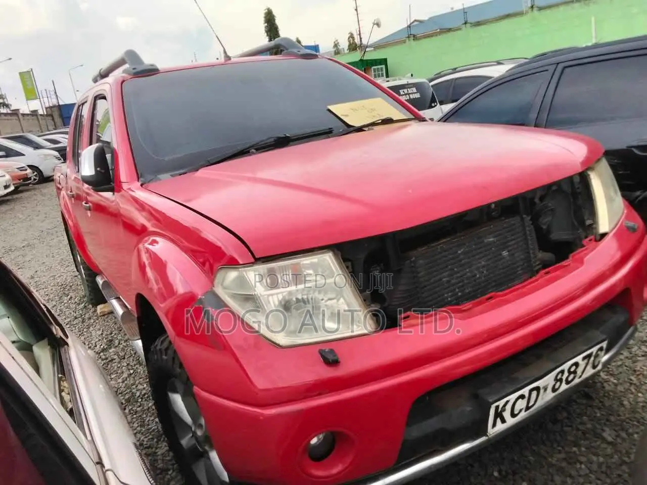 Nissan Navara 2008 Red