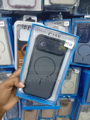 Black Protective Case for the iPhone 17 Air Magnetic Compatibility