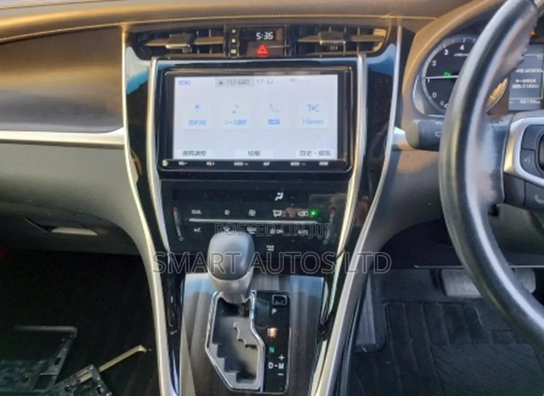 Toyota Harrier 2.0 2018