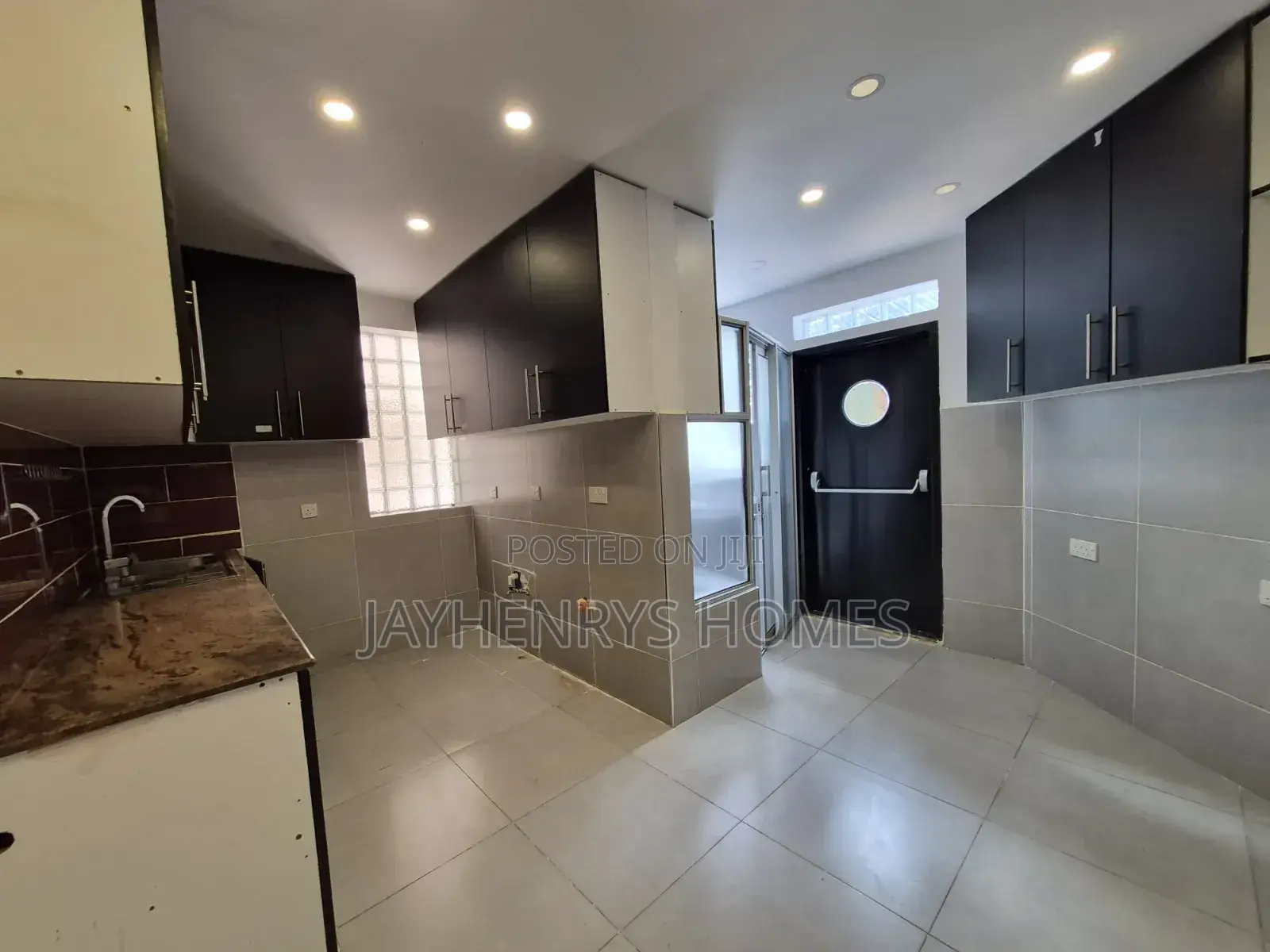 5bdrm House in Runda for rent