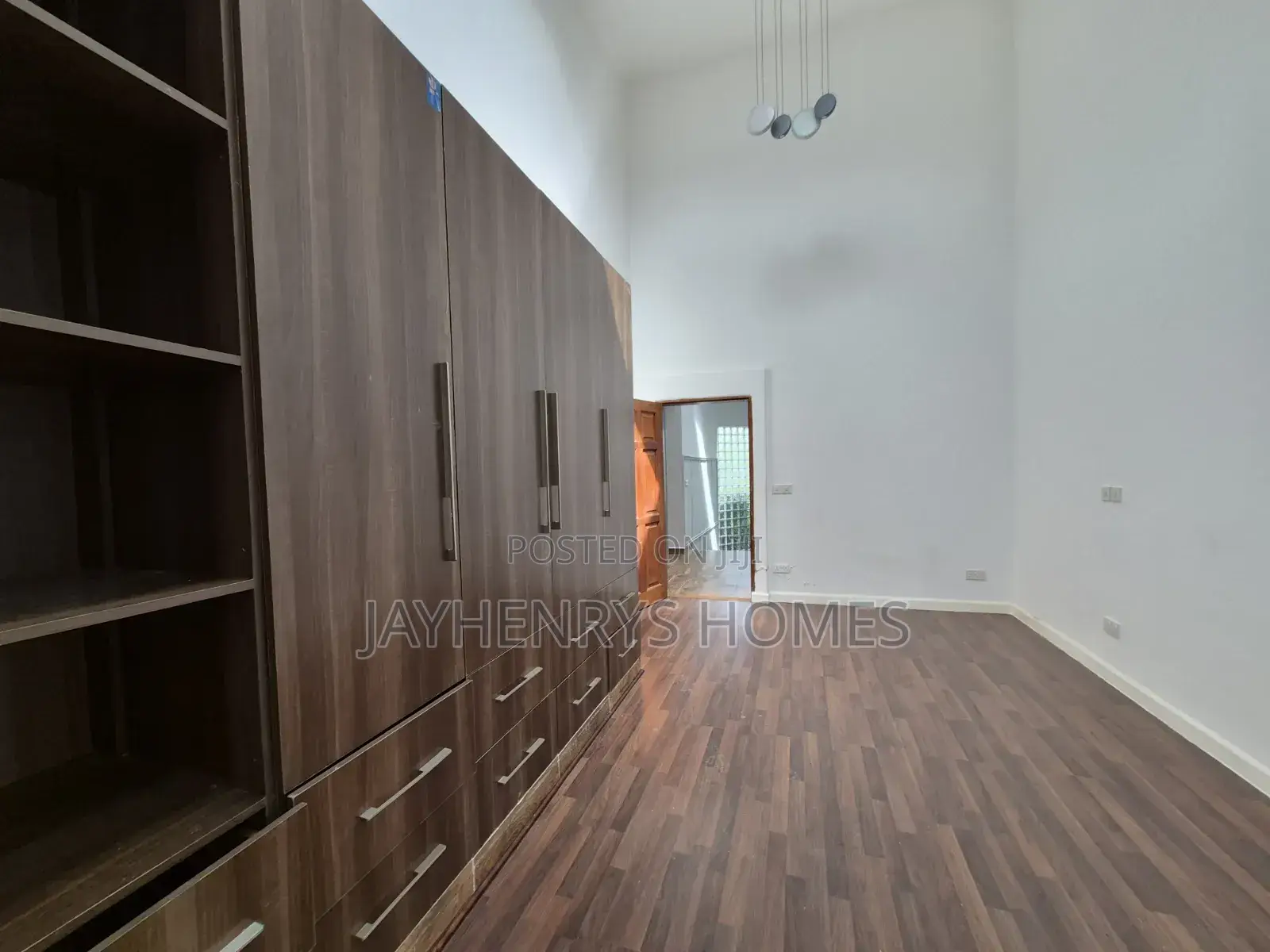 5bdrm House in Runda for rent
