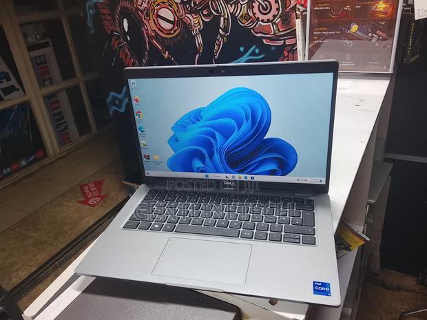 Laptop Dell Latitude 5440 16GB Intel Core i7 SSD 256GB - thumbnail 3