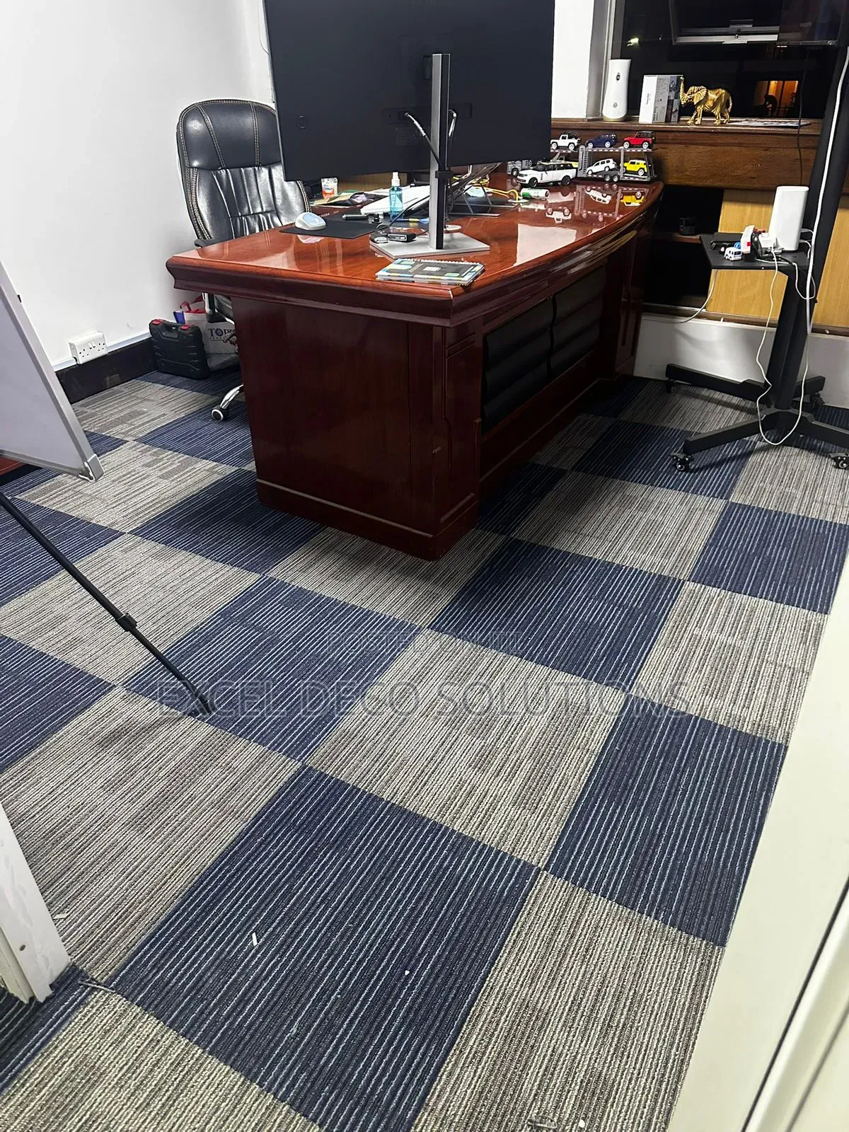 Commercial Carpet Tiles – Elegant Floors for Busy Spaces