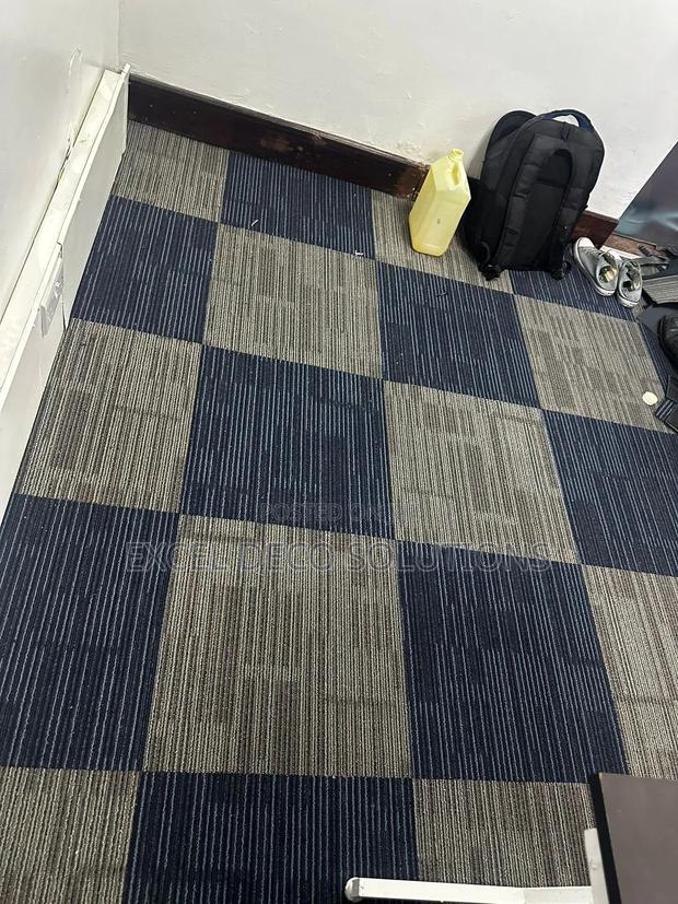 Commercial Carpet Tiles – Professional Style Underfoot