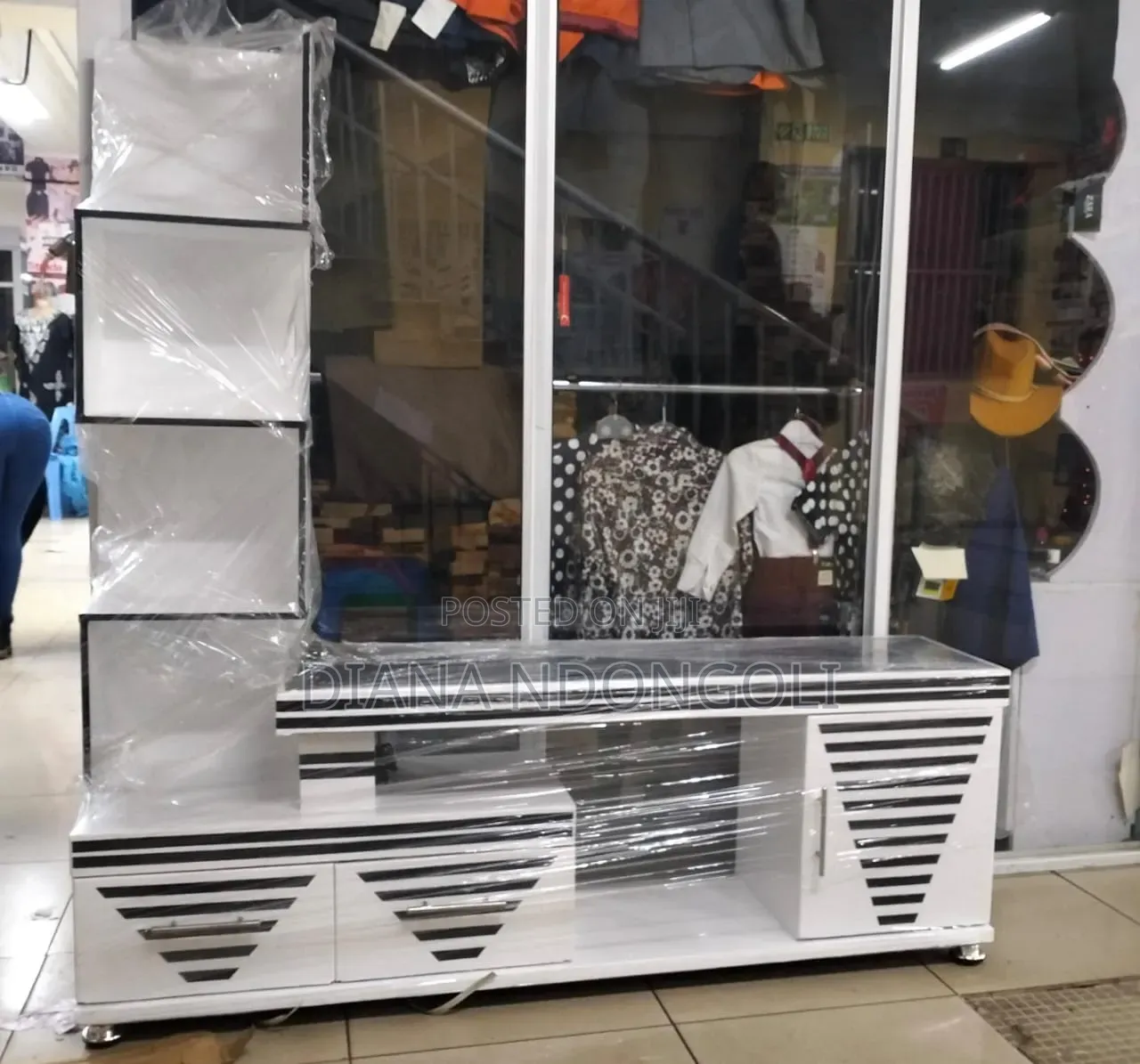 *Tv Stand With Led Lights and Inbuilt Decor Stand Available