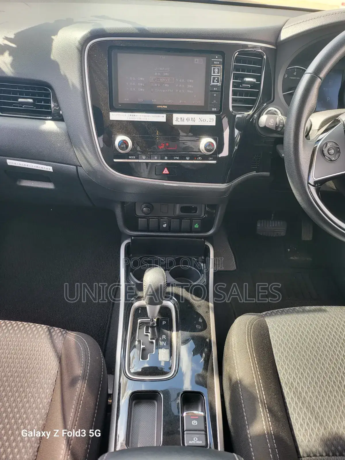 Mitsubishi Outlander 2020 Silver
