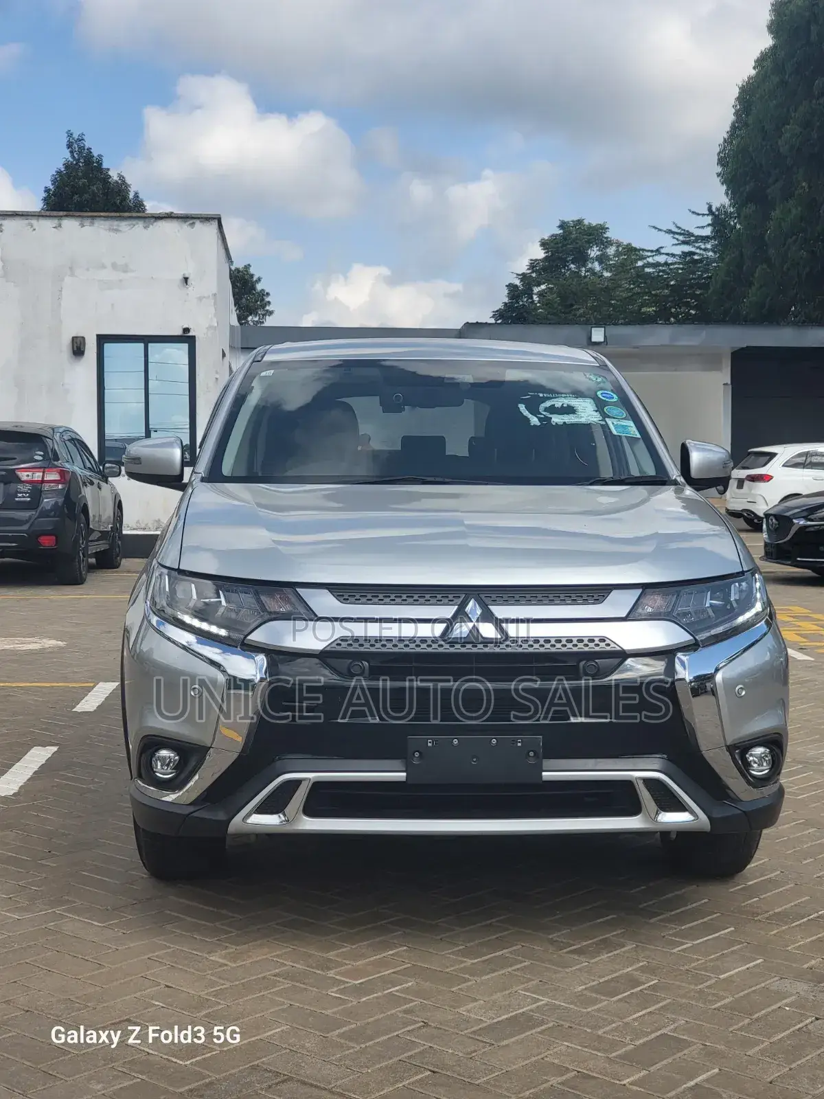 Mitsubishi Outlander 2020 Silver