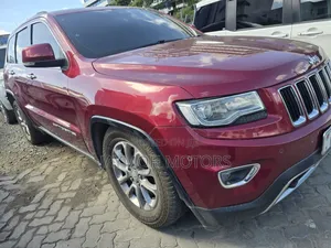 Jeep Grand Cherokee 2012 Red