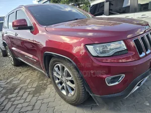 Jeep Grand Cherokee 2012 Red