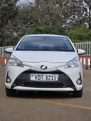 Toyota Vitz 2018 White
