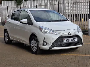 Toyota Vitz 2018 White