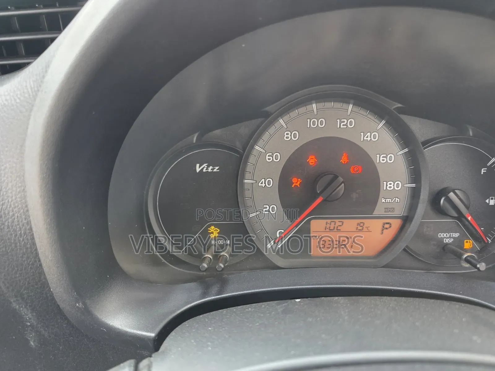 Toyota Vitz 2018 White