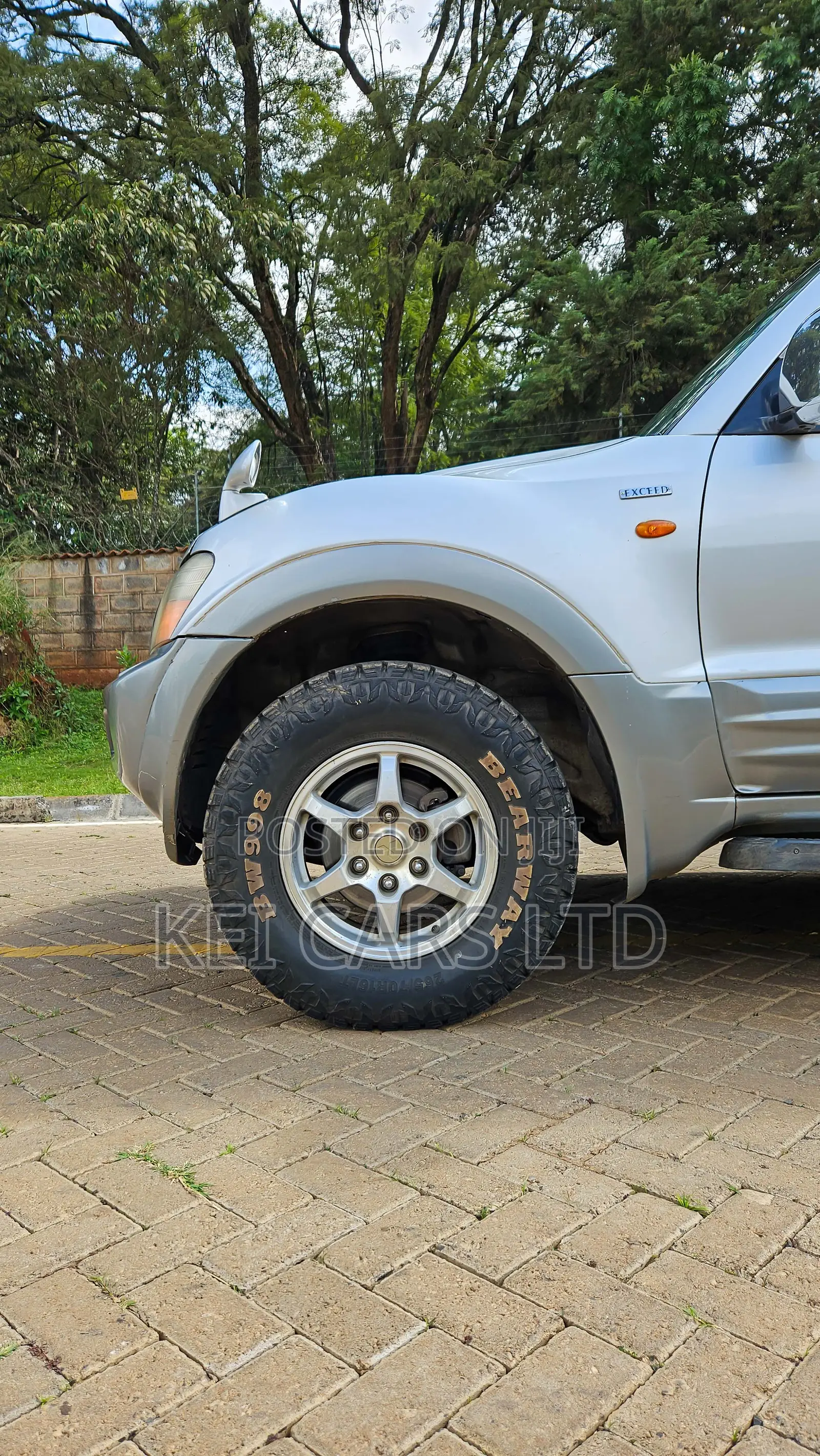 Mitsubishi Pajero 2002 Silver