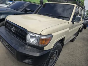 Toyota Land Cruiser 2015 Beige
