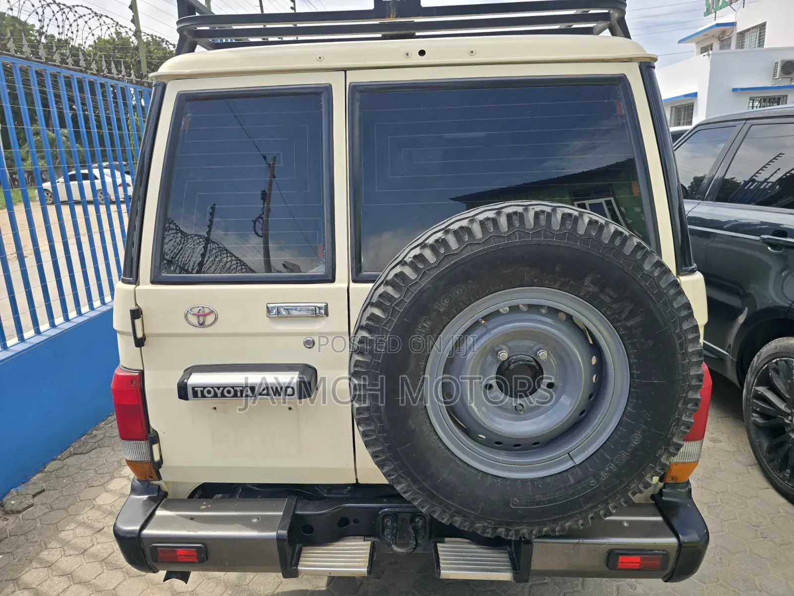 Toyota Land Cruiser 2015 Beige