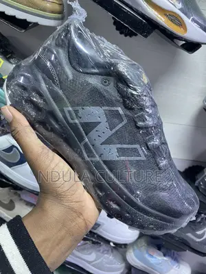 New Balance Fresh Foam X More Trail V2.
