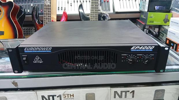 Original Ep4000 Power Amp - main view