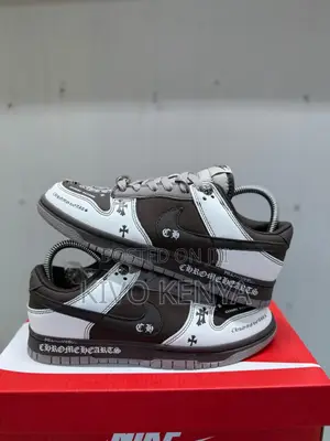 Nike Dunk Low Sb Chrome Hearts