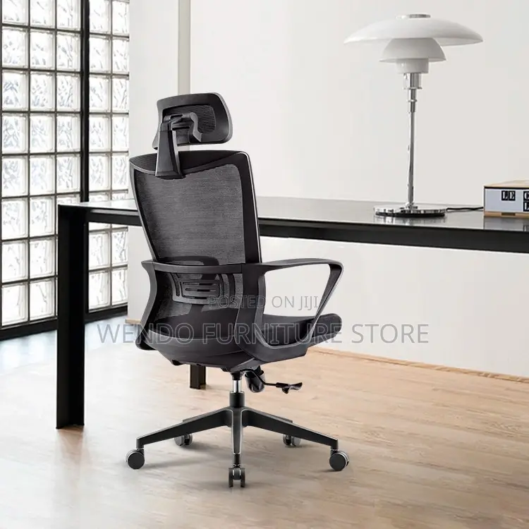 Office Chair : Black High-Back Ergonomic Office Chair