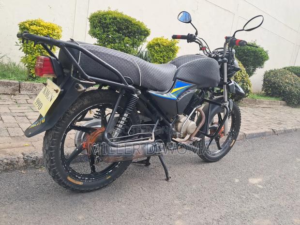 Honda CB 2025 Blue - thumbnail 12