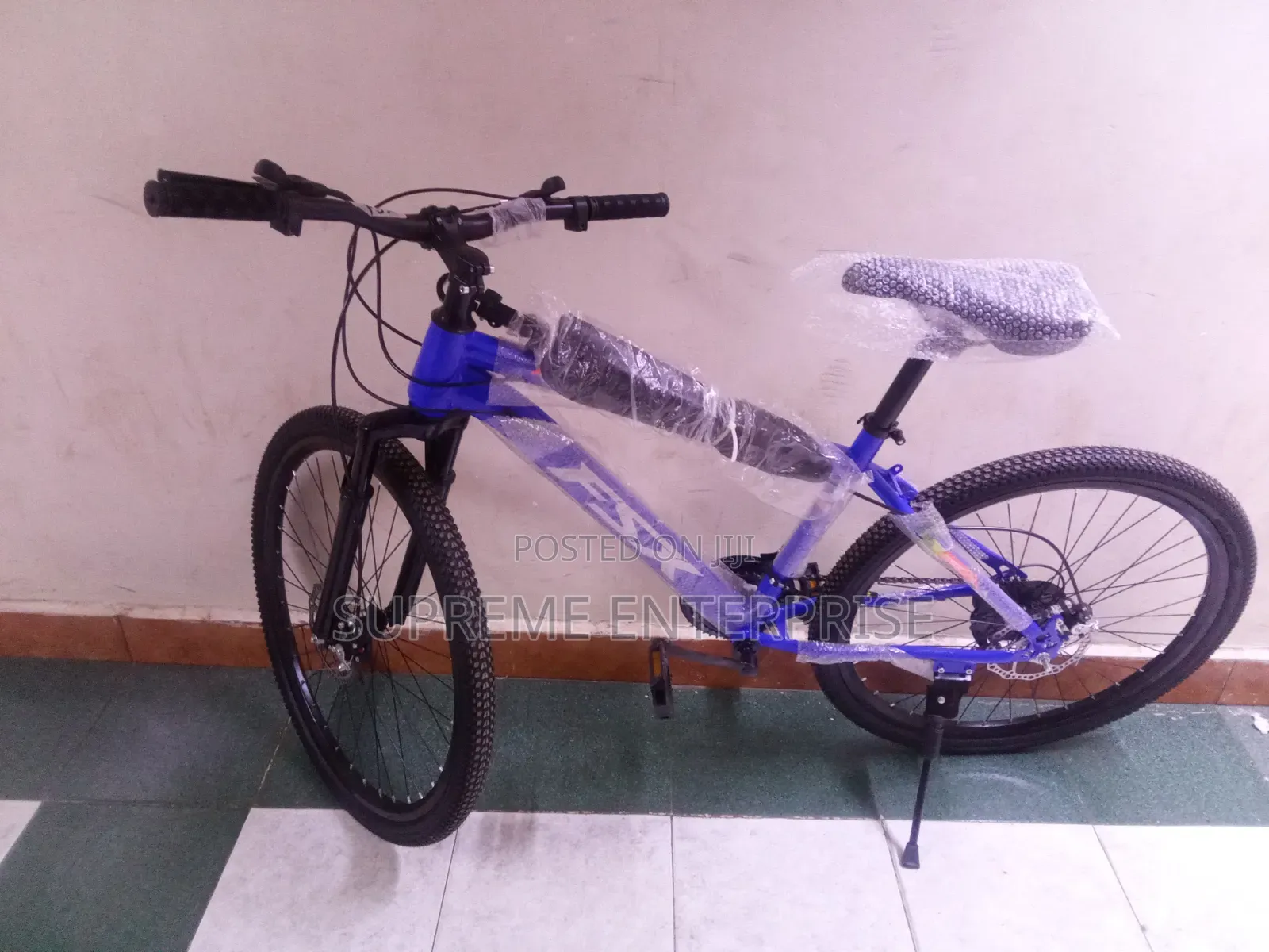 Blue Mountain Bike Size 26