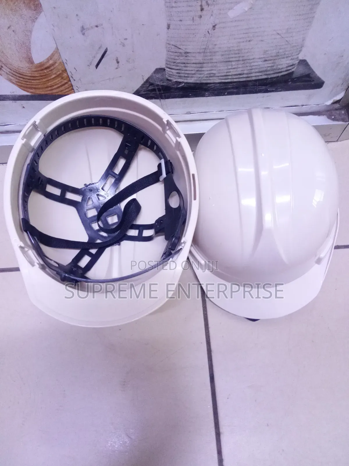 Generic Construction Helmet/Helmet