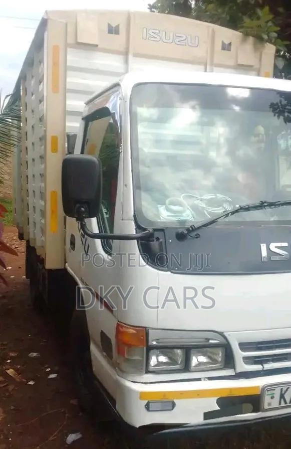 Isuzu NHR Lorry - thumbnail 6