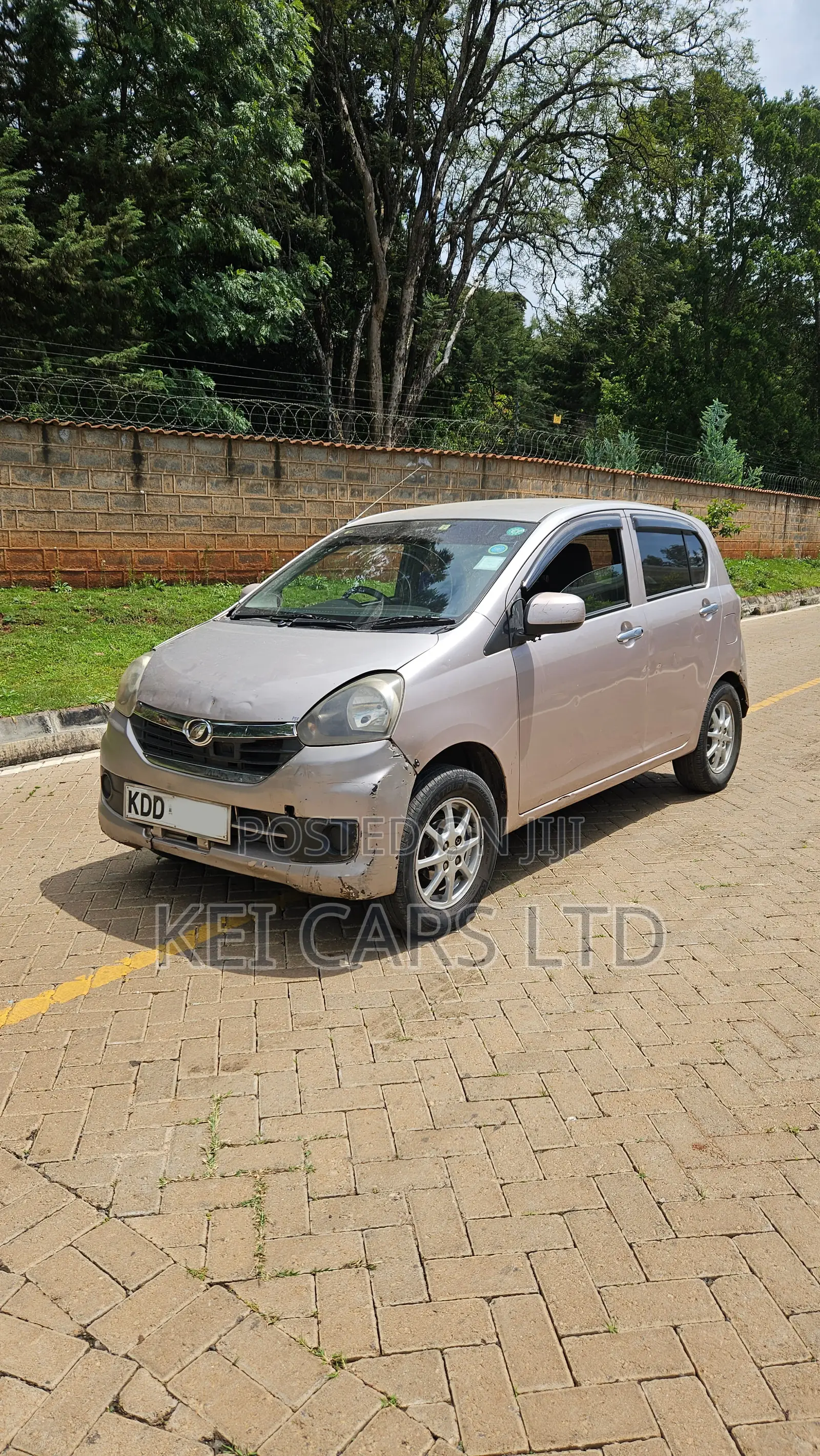 Daihatsu Mira 2014 Beige