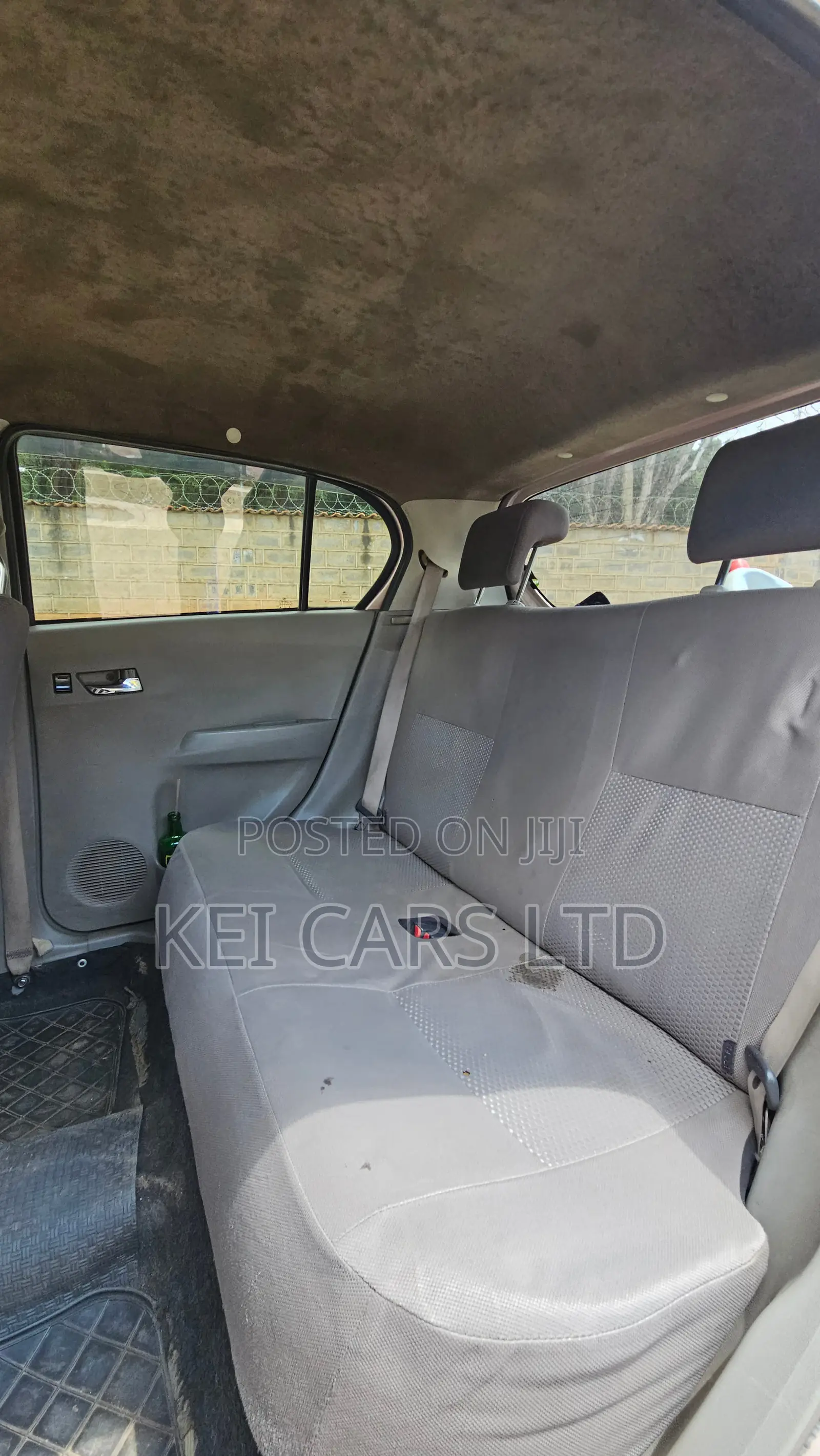 Daihatsu Mira 2014 Beige