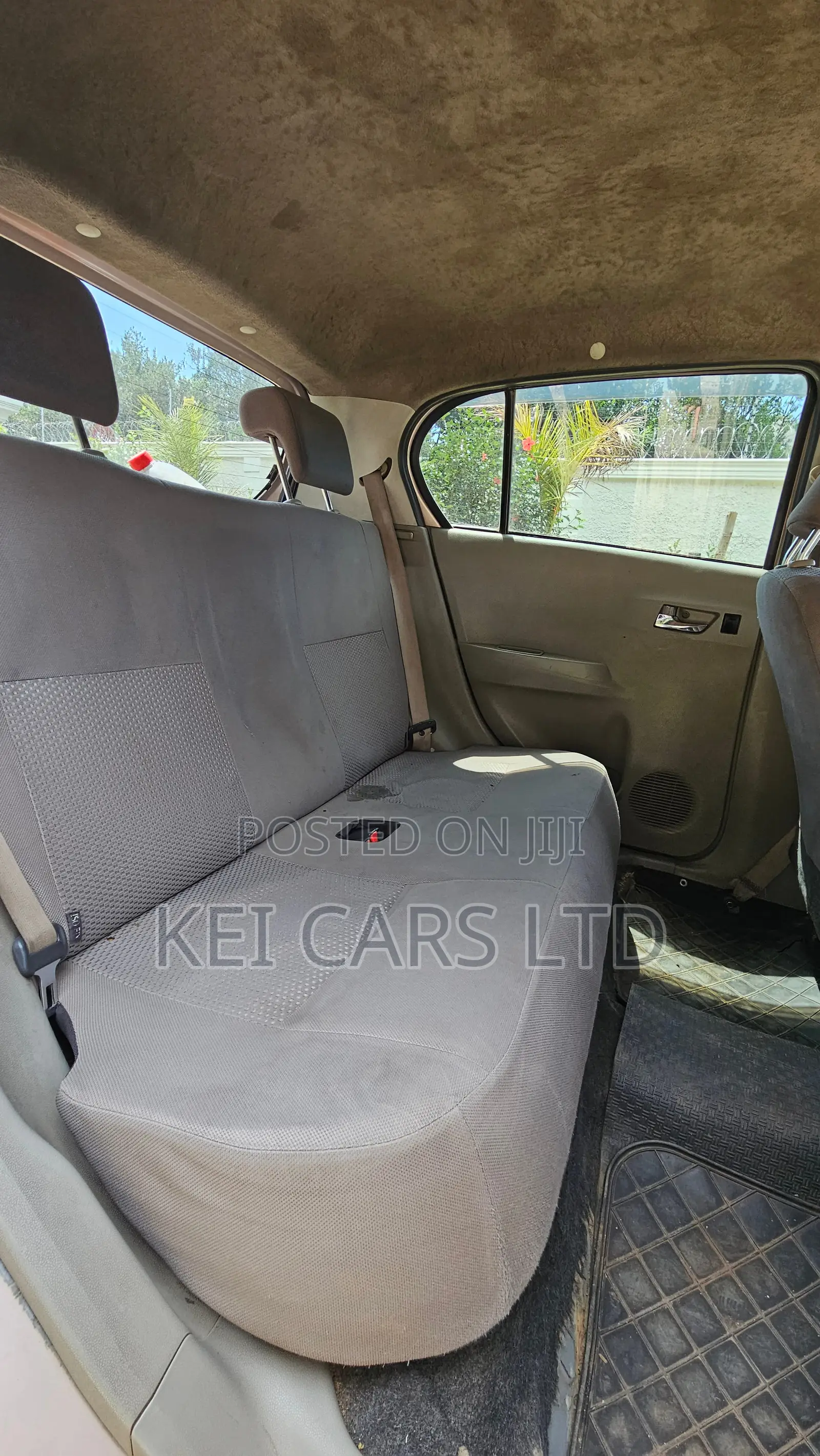 Daihatsu Mira 2014 Beige