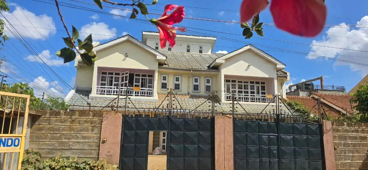 4bdrm Maisonette in Varsity Kamakis for rent