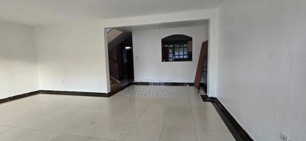 4bdrm Maisonette in Varsity Kamakis for rent - thumbnail 2