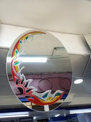 Oval Decorated Mirror