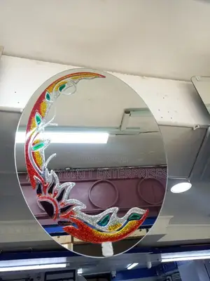 Oval Decorated Mirror