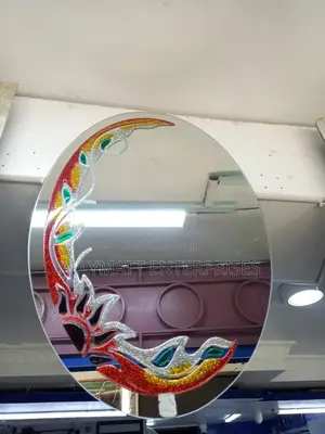 Oval Decorated Mirror