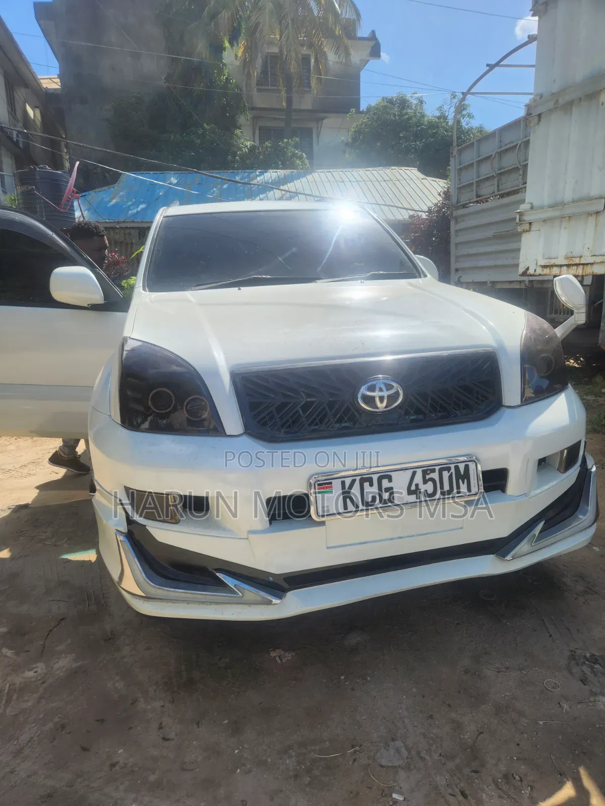 Toyota Land Cruiser Prado 2008 White
