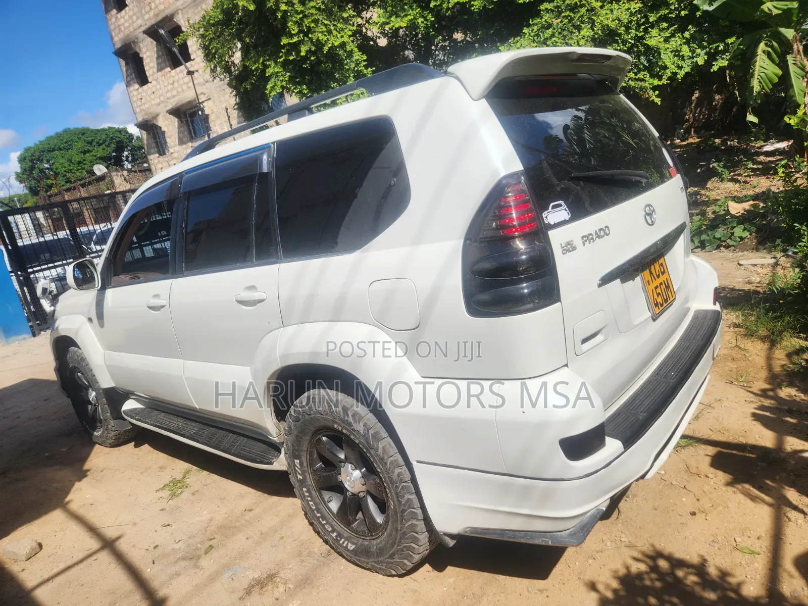 Toyota Land Cruiser Prado 2008 White