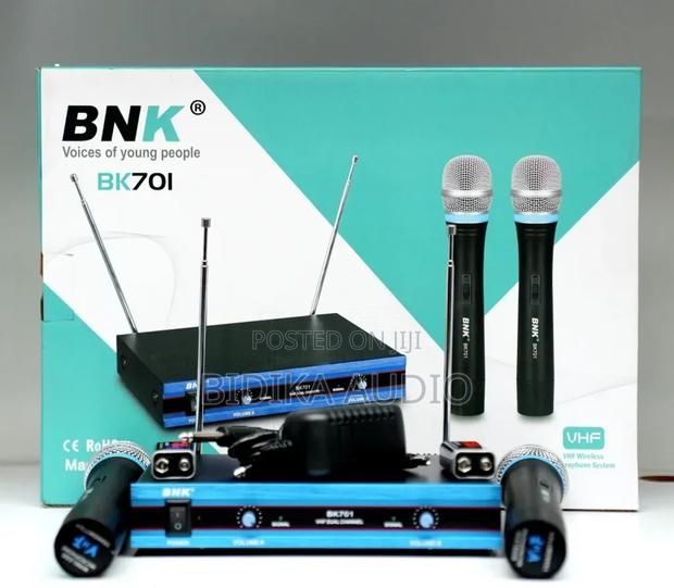 Bk701 VHF Dual Channel Wireless Microphone System