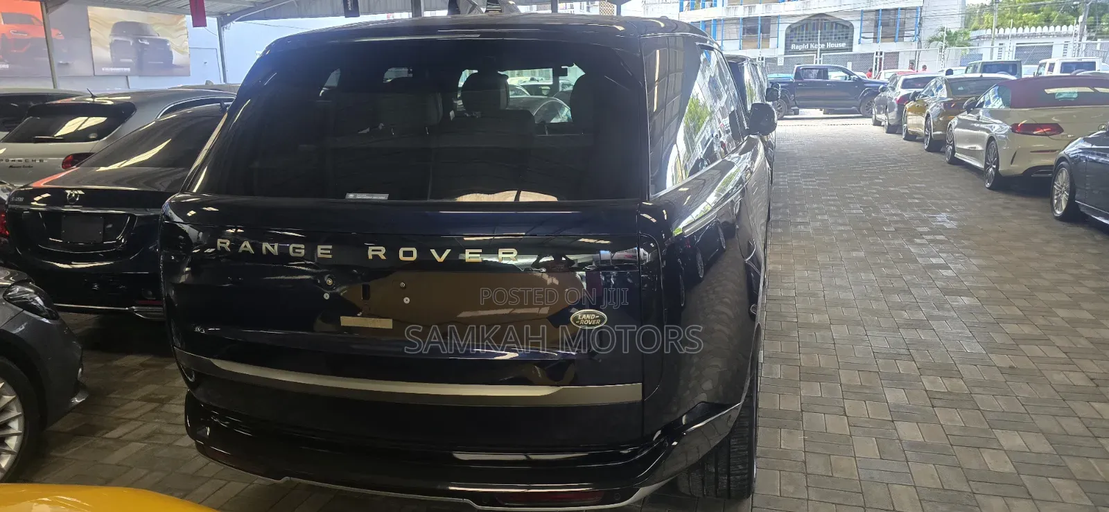 Land Rover Range Rover Evoque 2024 Blue
