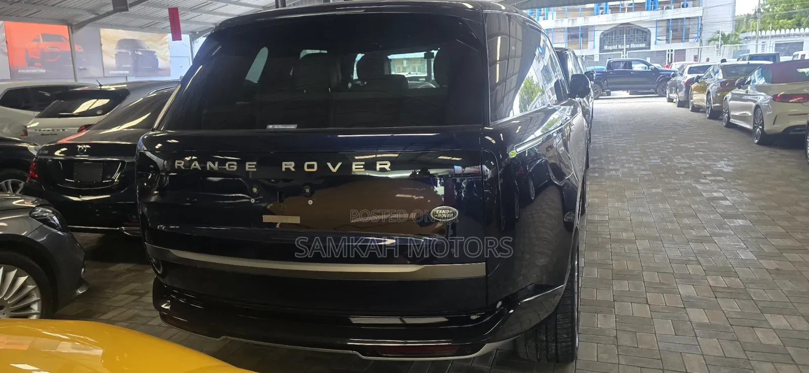 Land Rover Range Rover Evoque 2024 Blue