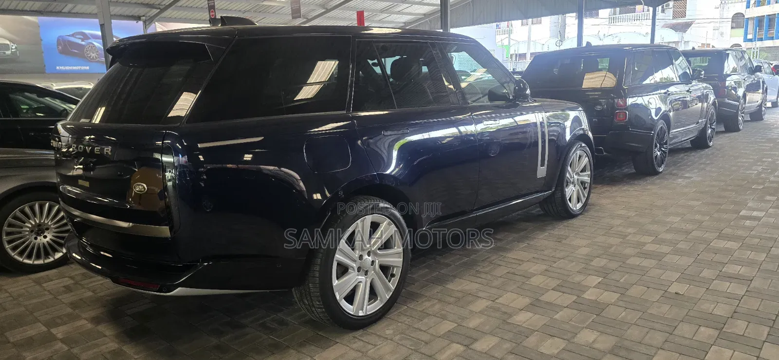 Land Rover Range Rover Evoque 2024 Blue
