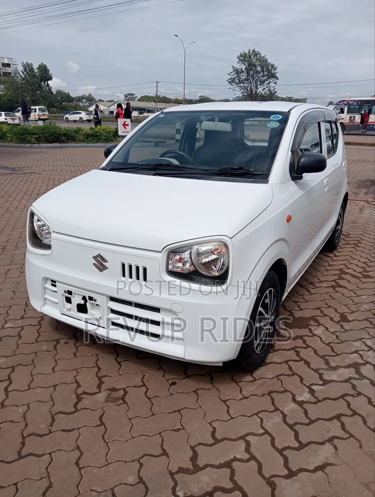 Suzuki Alto 2019 White