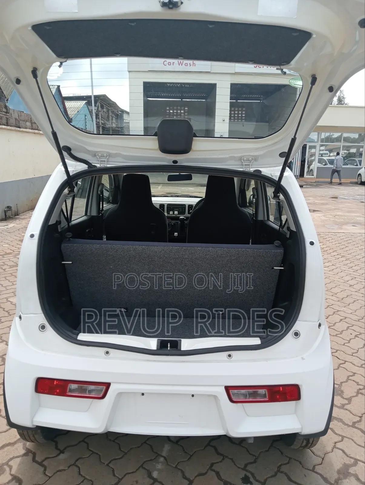 Suzuki Alto 2019 White