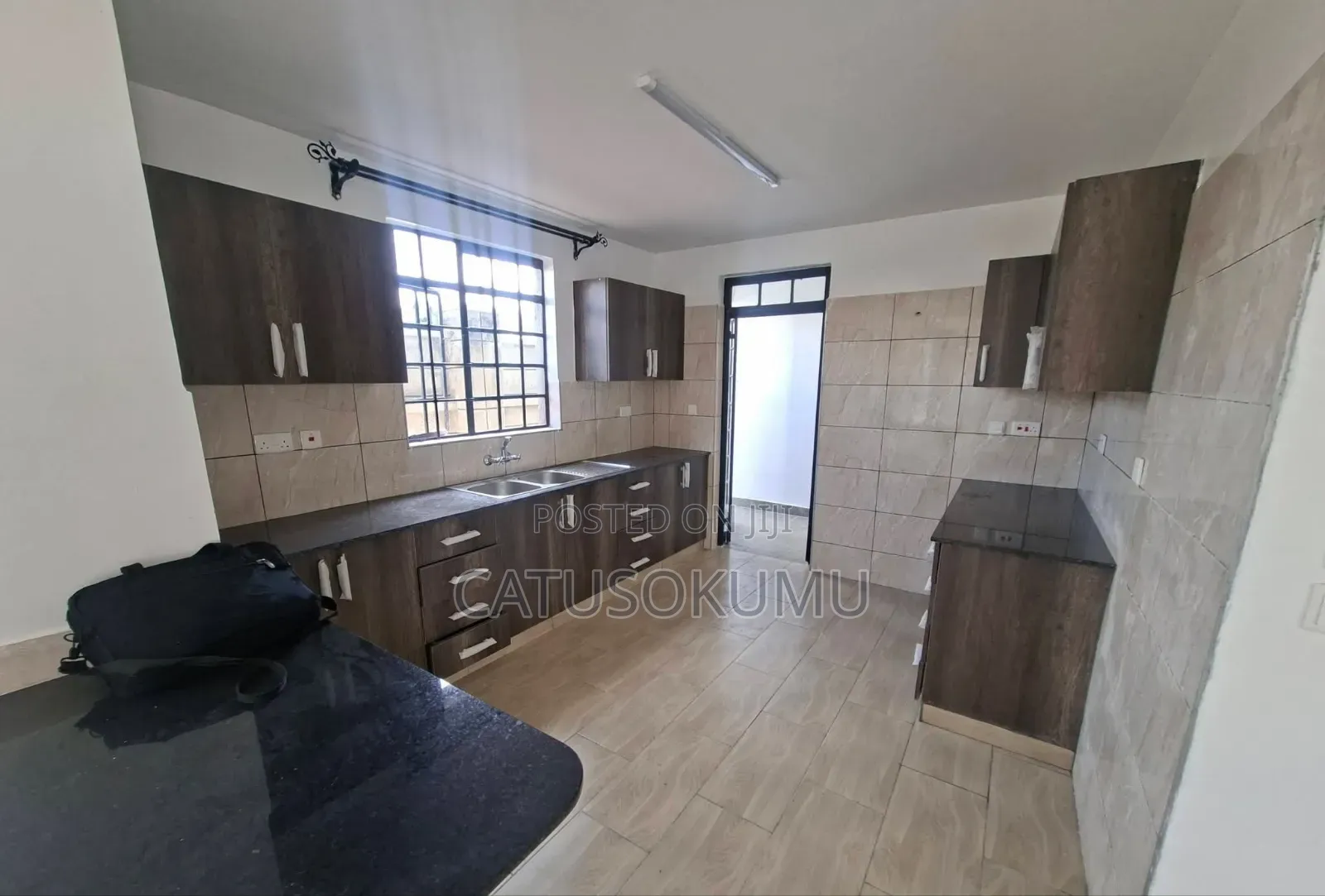 4bdrm Maisonette in Syokimau, Gateway Mall Area for rent