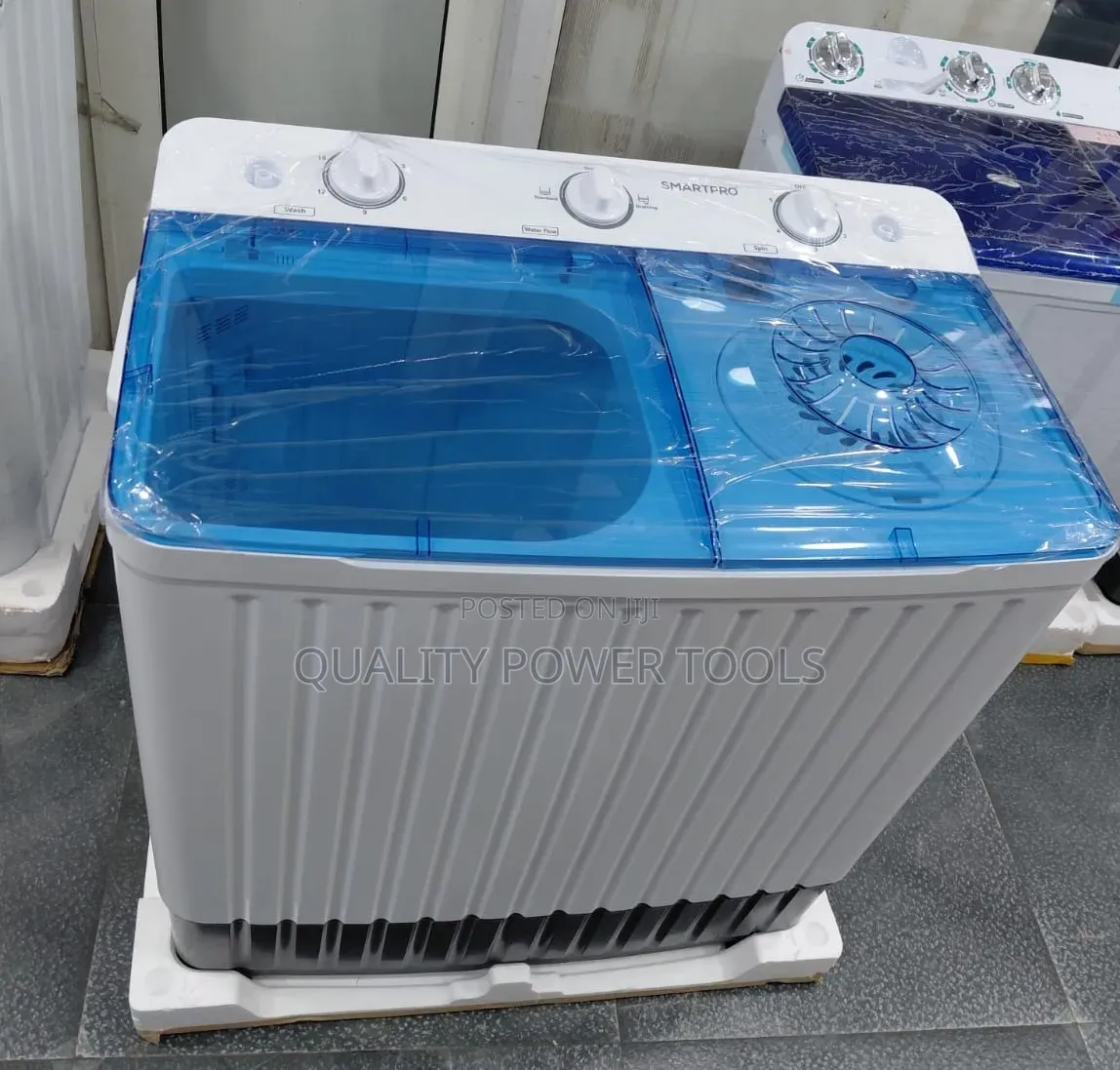 Smart Pro 10kg Semi-Automatic Twin Tub Washing Machine.